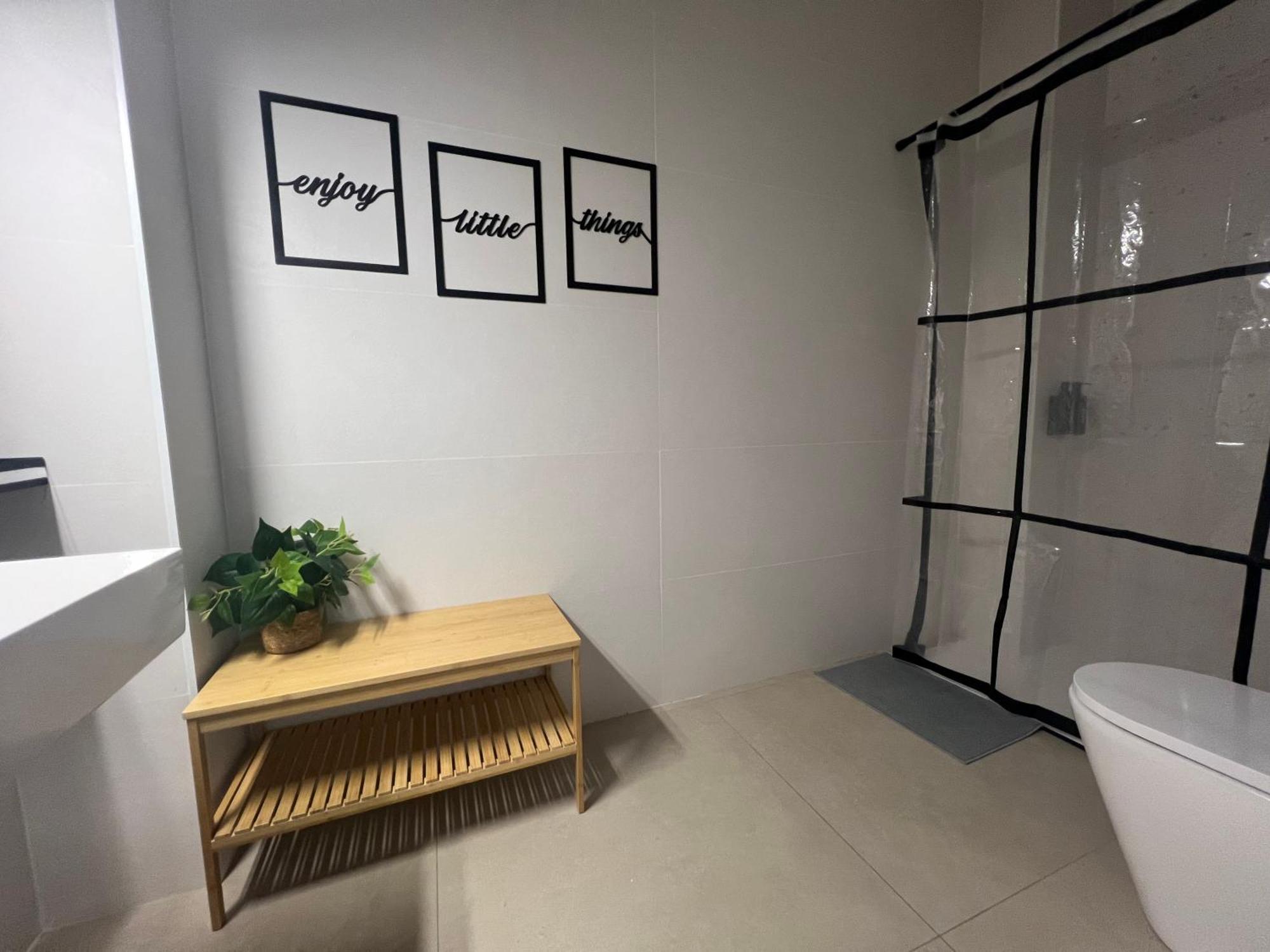 瓦伦西亚 Nina Mala酒店 外观 照片